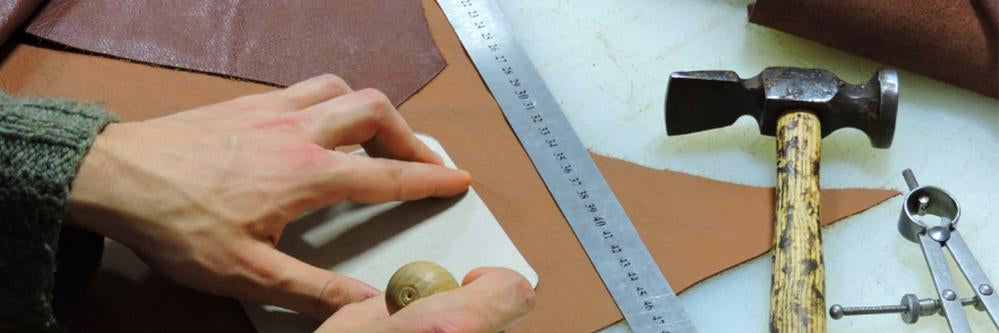 Howcome my leather case got darker in color? Patina-Kulör Cases